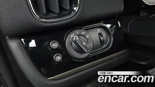Mini Cooper Countryman 2023 — Photo 14/20
