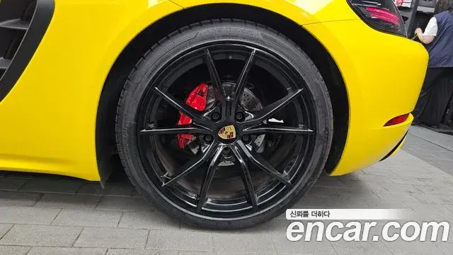 Porsche 718 Boxster 2019 — Şəkil 13/34