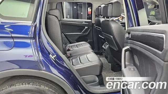 Volkswagen Tiguan 2018 — Şəkil 20/20
