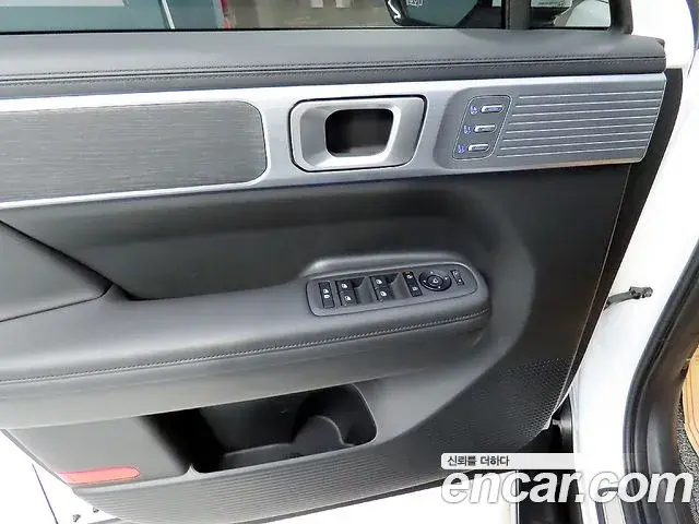 Hyundai Santa Fe 2025 — Photo 14/20