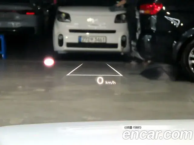 Hyundai Santa Fe 2025 — Photo 6/20