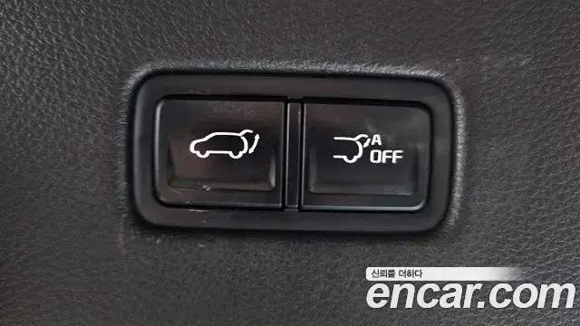 Kia Carnival 2021 — Фото 18/20