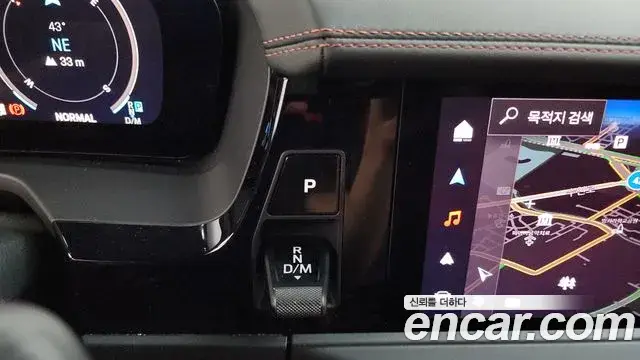 Porsche Panamera 2024 — Şəkil 28/33