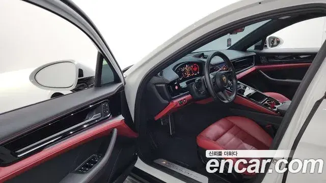 Porsche Panamera 2024 — Şəkil 15/33