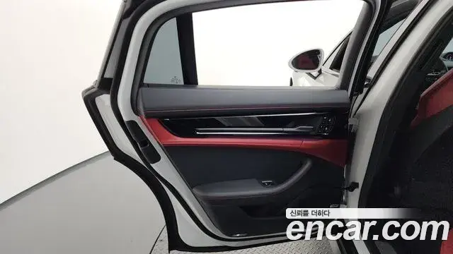 Porsche Panamera 2024 — Şəkil 13/33