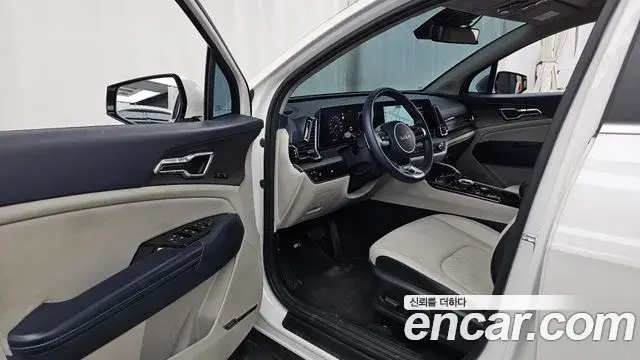 Kia Sportage 2021 — Фото 10/20