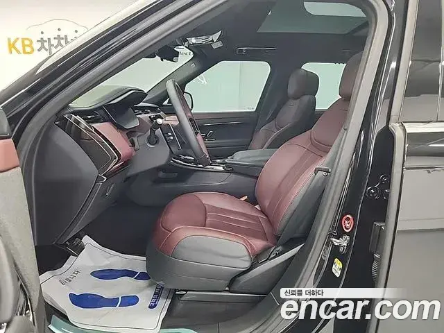 Land Rover Range Rover Sport 2025 — Photo 13/20