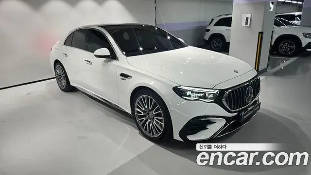 Mercedes-Benz E-Class 2026 — Photo 1/20