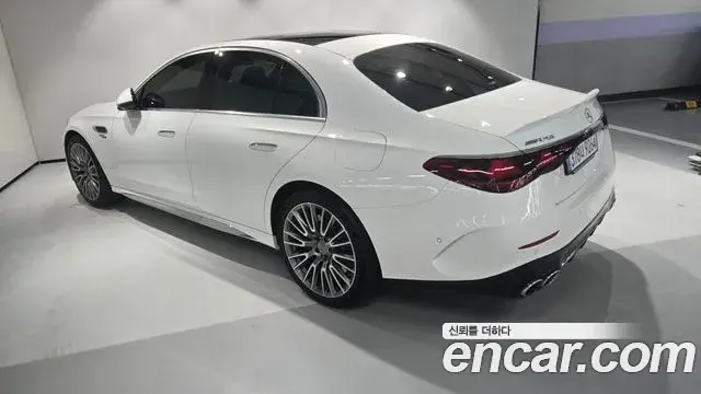 Mercedes-Benz E-Class 2026 — Photo 2/20