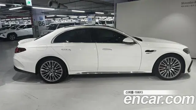 Mercedes-Benz E-Class 2026 — Photo 7/20