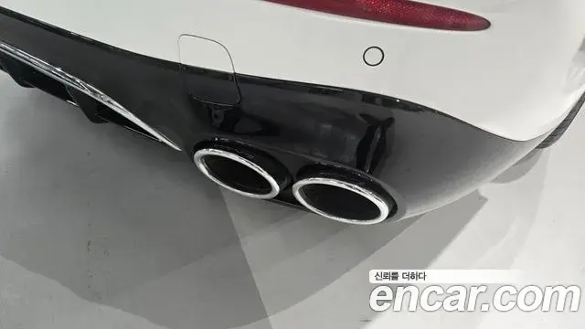 Mercedes-Benz E-Class 2026 — Photo 10/20