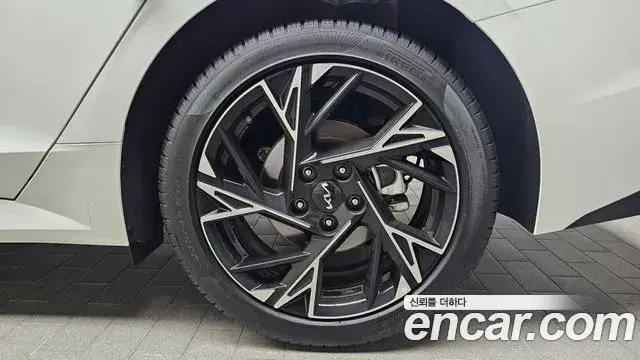 Kia K5 2025 — Photo 20/30