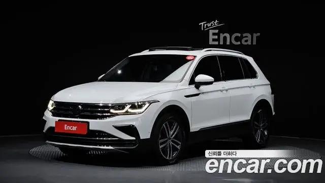 Volkswagen Tiguan 2022 — ფოტო 9/33