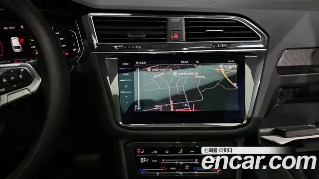 Volkswagen Tiguan 2022 — ფოტო 5/33