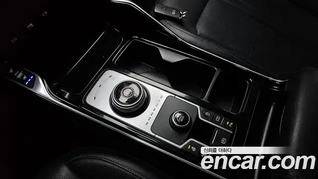 Kia Sorento 2020 — Фото 9/20