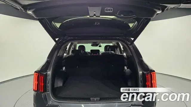Kia Sorento 2020 — Фото 19/20