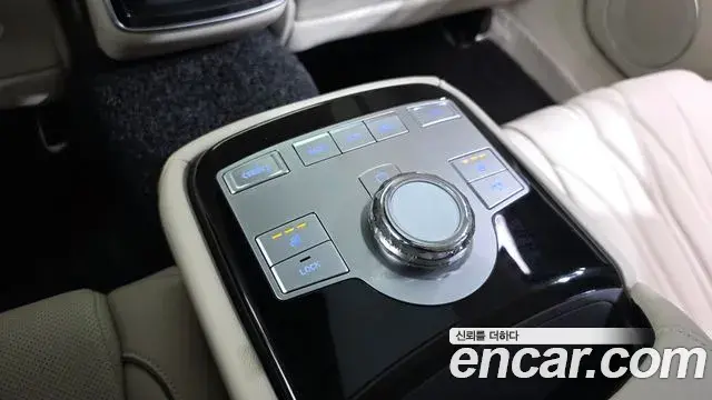 Genesis G80 2024 — Şəkil 12/33