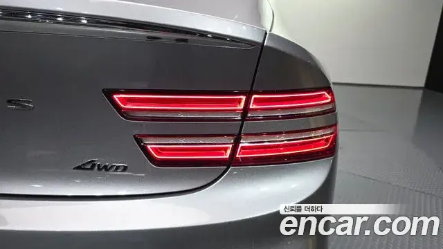 Genesis G80 2024 — Şəkil 11/33
