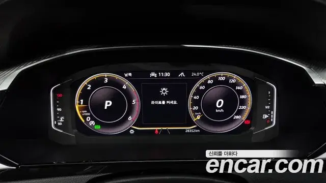 Volkswagen Arteon 2022 — ფოტო 20/31