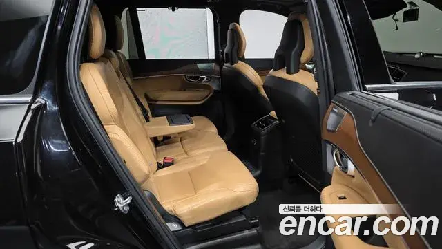 Volvo XC90 2020 — Фото 12/20
