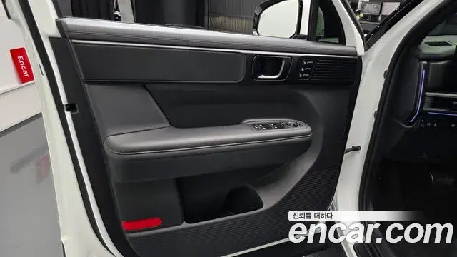 Hyundai Santa Fe 2024 — ფოტო 23/36