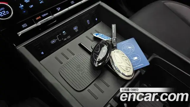 Hyundai Santa Fe 2024 — ფოტო 17/36