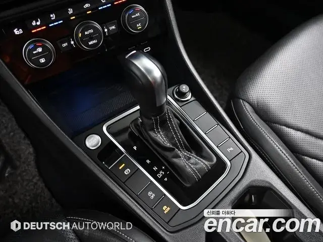 Volkswagen Jetta 2021 — Photo 6/20