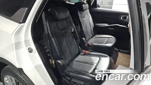 Kia Sorento 2020 — Фото 11/20