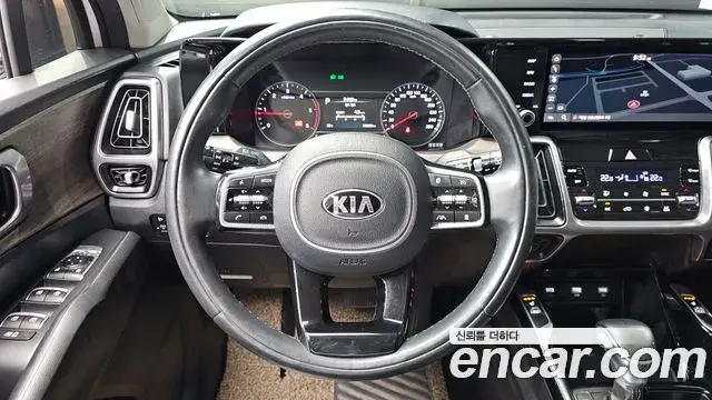 Kia Sorento 2020 — Фото 13/20