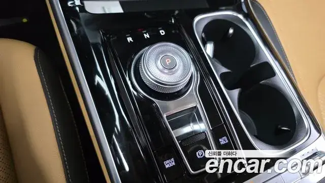 Kia Carnival 2023 — Фото 9/20