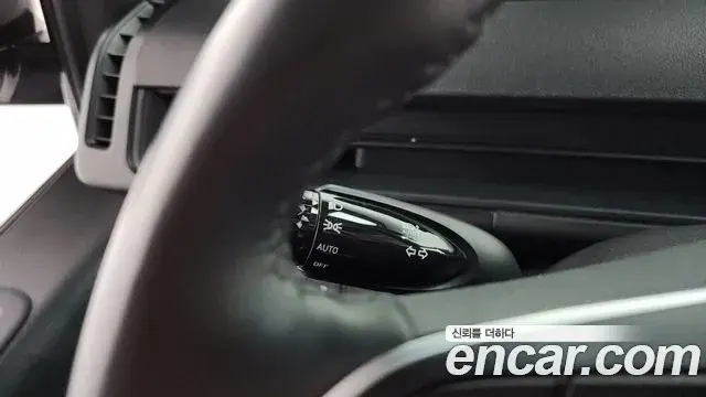 Hyundai Staria 2024 — Фото 18/20
