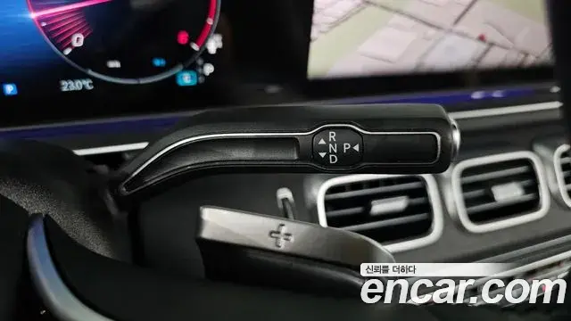Mercedes-Benz GLE-Class 2024 — Photo 10/34