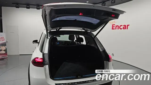 Mercedes-Benz GLE-Class 2024 — Photo 25/34