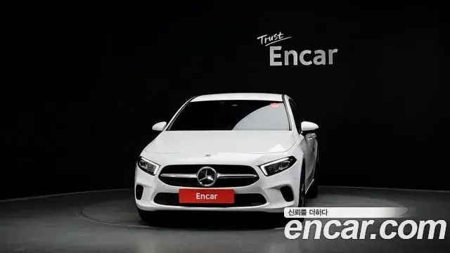 Mercedes-Benz A-Class 2023 — Фото 3/20
