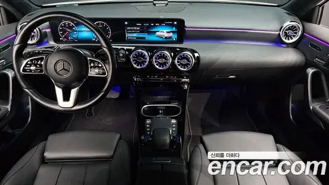 Mercedes-Benz A-Class 2023 — Фото 7/20
