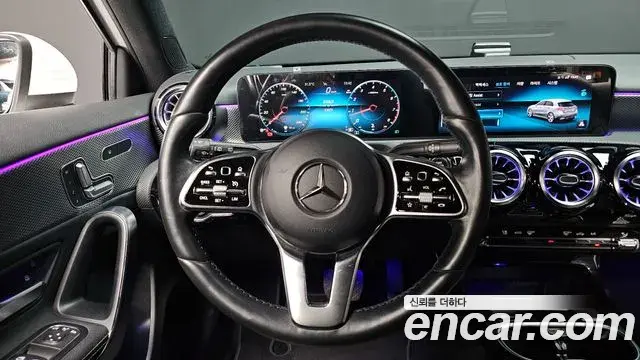 Mercedes-Benz A-Class 2023 — Фото 13/20
