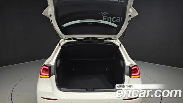 Mercedes-Benz A-Class 2023 — Фото 20/20
