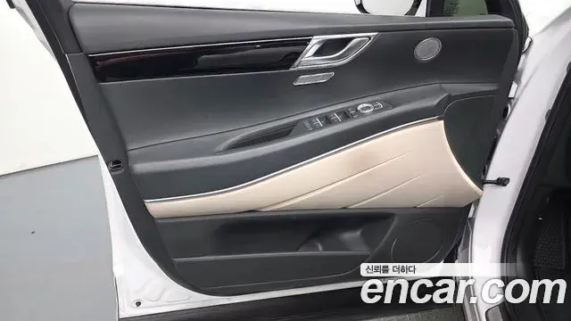 Genesis GV80 2024 — Photo 23/37