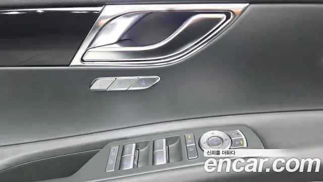 Genesis GV80 2024 — Photo 19/37