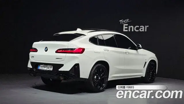 BMW X4 2025 — Фото 2/20
