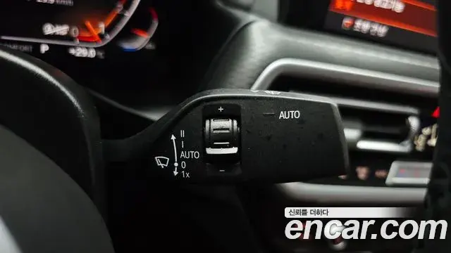 BMW X4 2025 — Photo 13/35