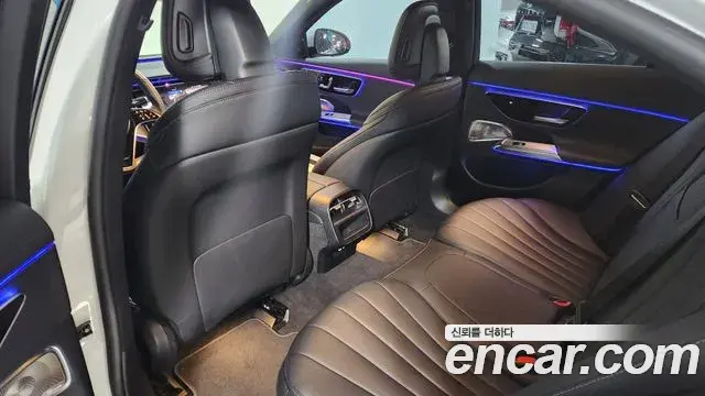 Mercedes-Benz E-Class 2024 — Şəkil 17/20
