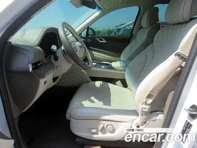 Genesis GV80 2023 — ფოტო 14/20