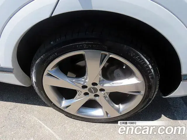 Genesis GV80 2023 — ფოტო 18/20