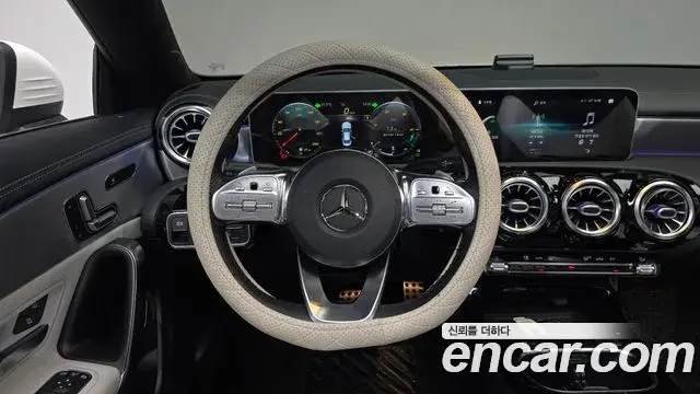 Mercedes-Benz CLA-Class 2020 — Photo 12/30