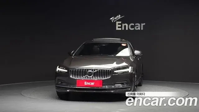 Volvo S90 2021 — ფოტო 16/33