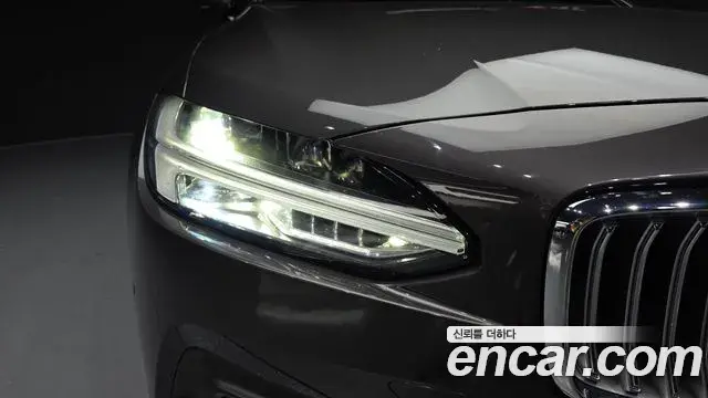 Volvo S90 2021 — ფოტო 33/33