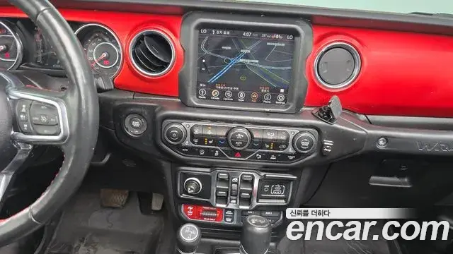 Jeep Wrangler 2021 — ფოტო 3/20