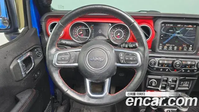 Jeep Wrangler 2021 — ფოტო 19/20
