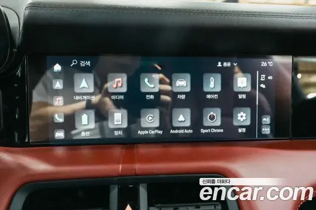 Porsche Taycan 2022 — Şəkil 13/20